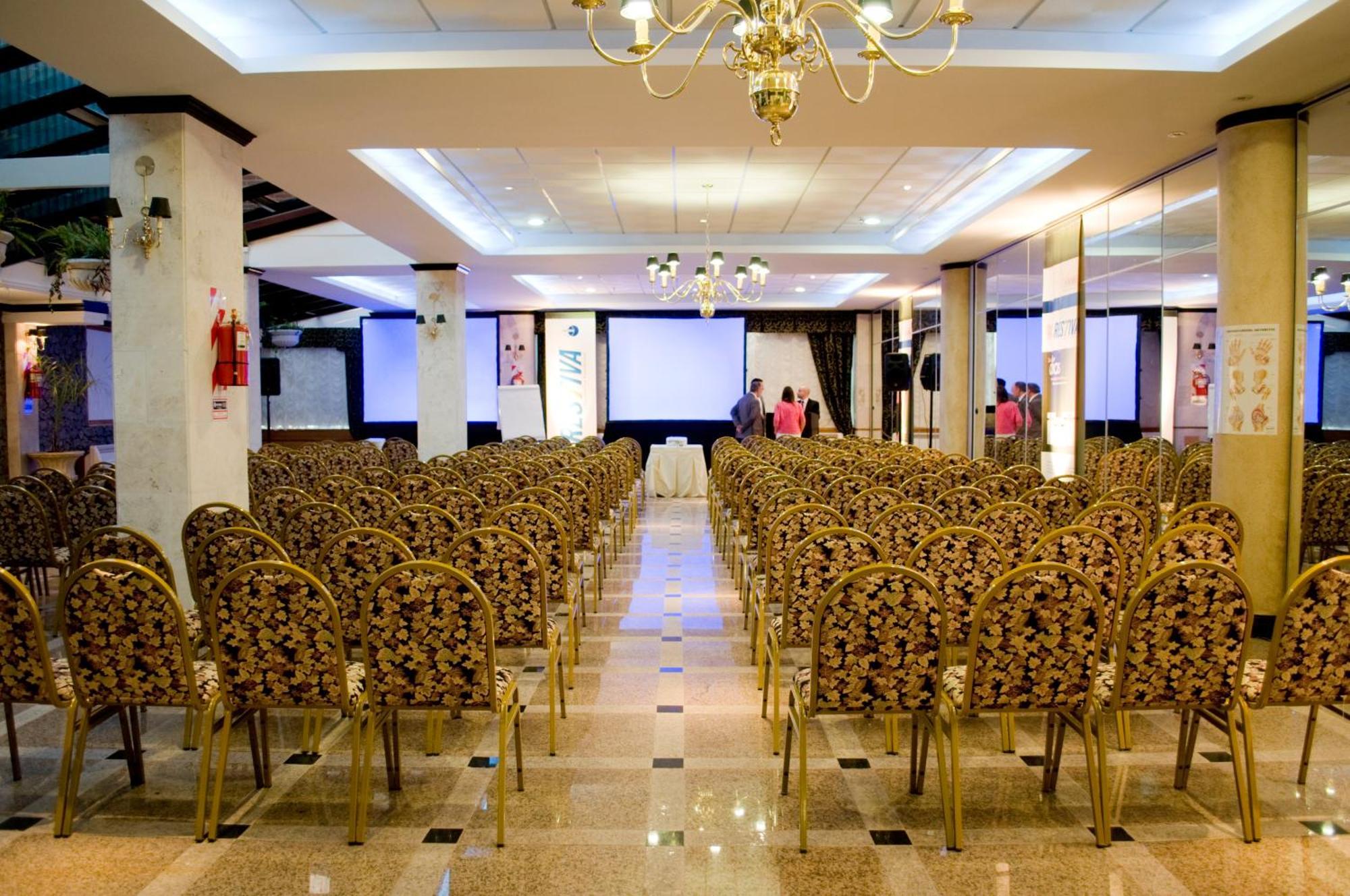 Ramada By Wyndham Buenos Aires Hotel Vicente Lopez Kinh doanh bức ảnh