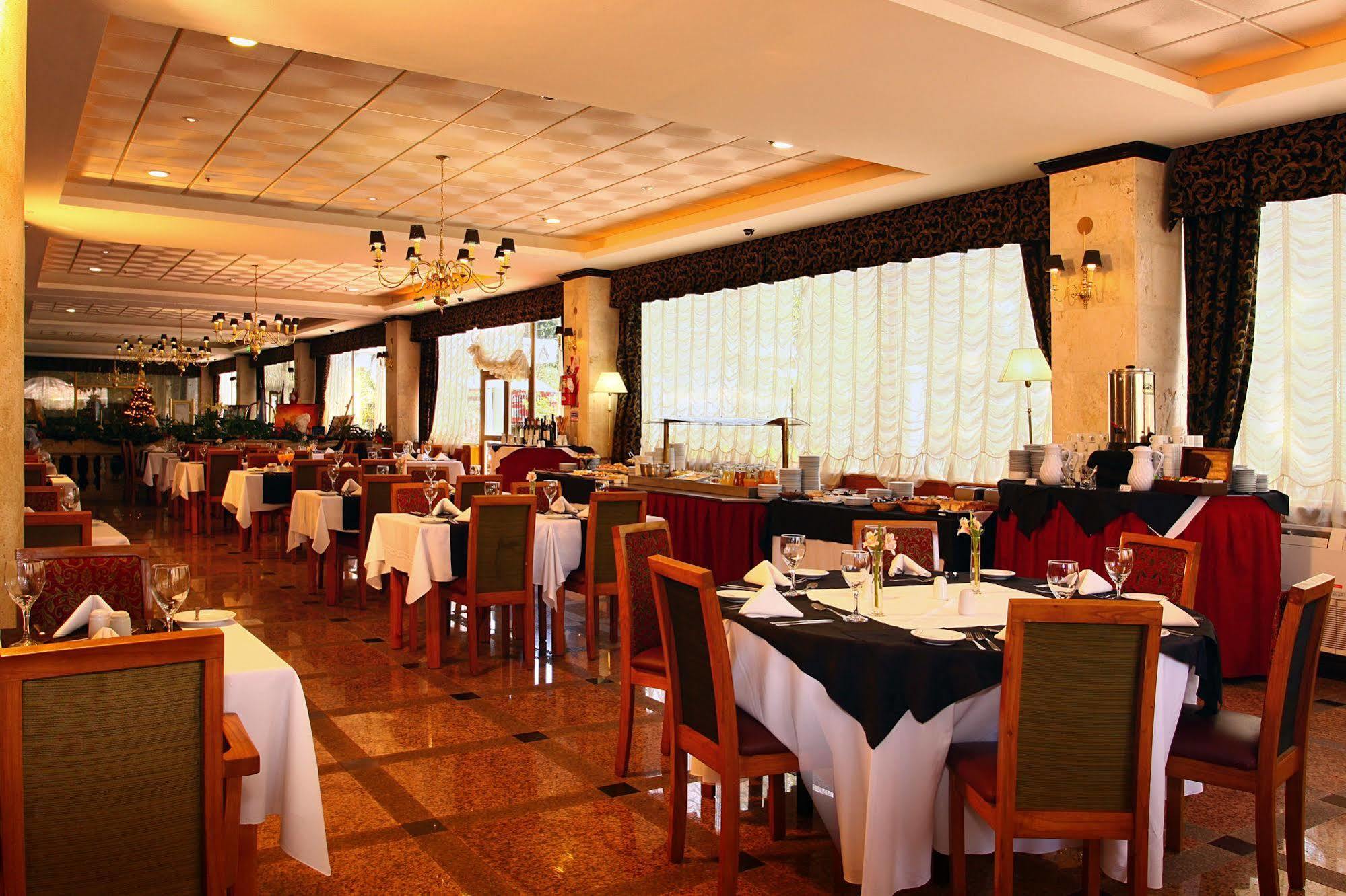 Ramada By Wyndham Buenos Aires Hotel Vicente Lopez Ngoại thất bức ảnh