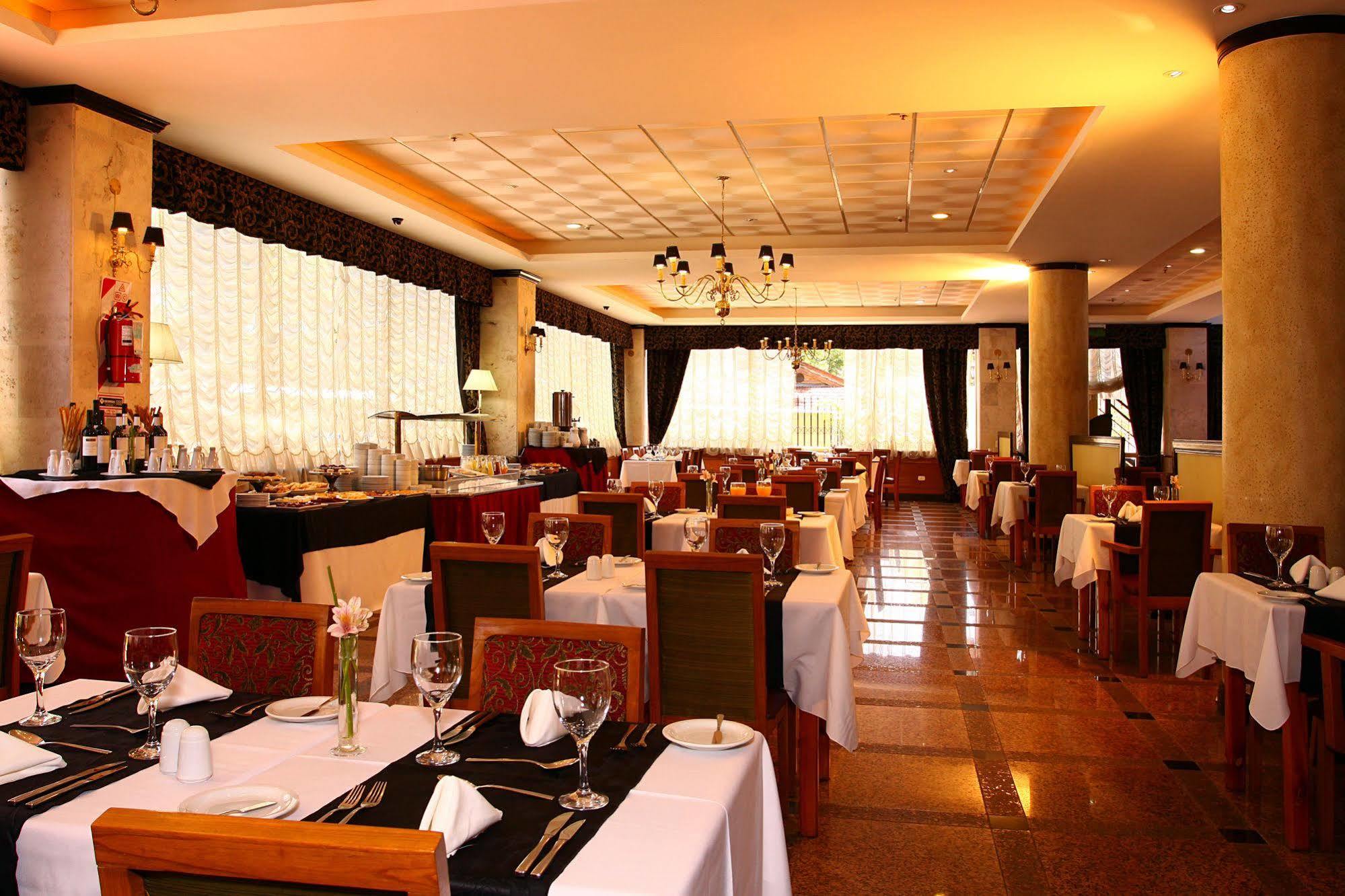 Ramada By Wyndham Buenos Aires Hotel Vicente Lopez Ngoại thất bức ảnh