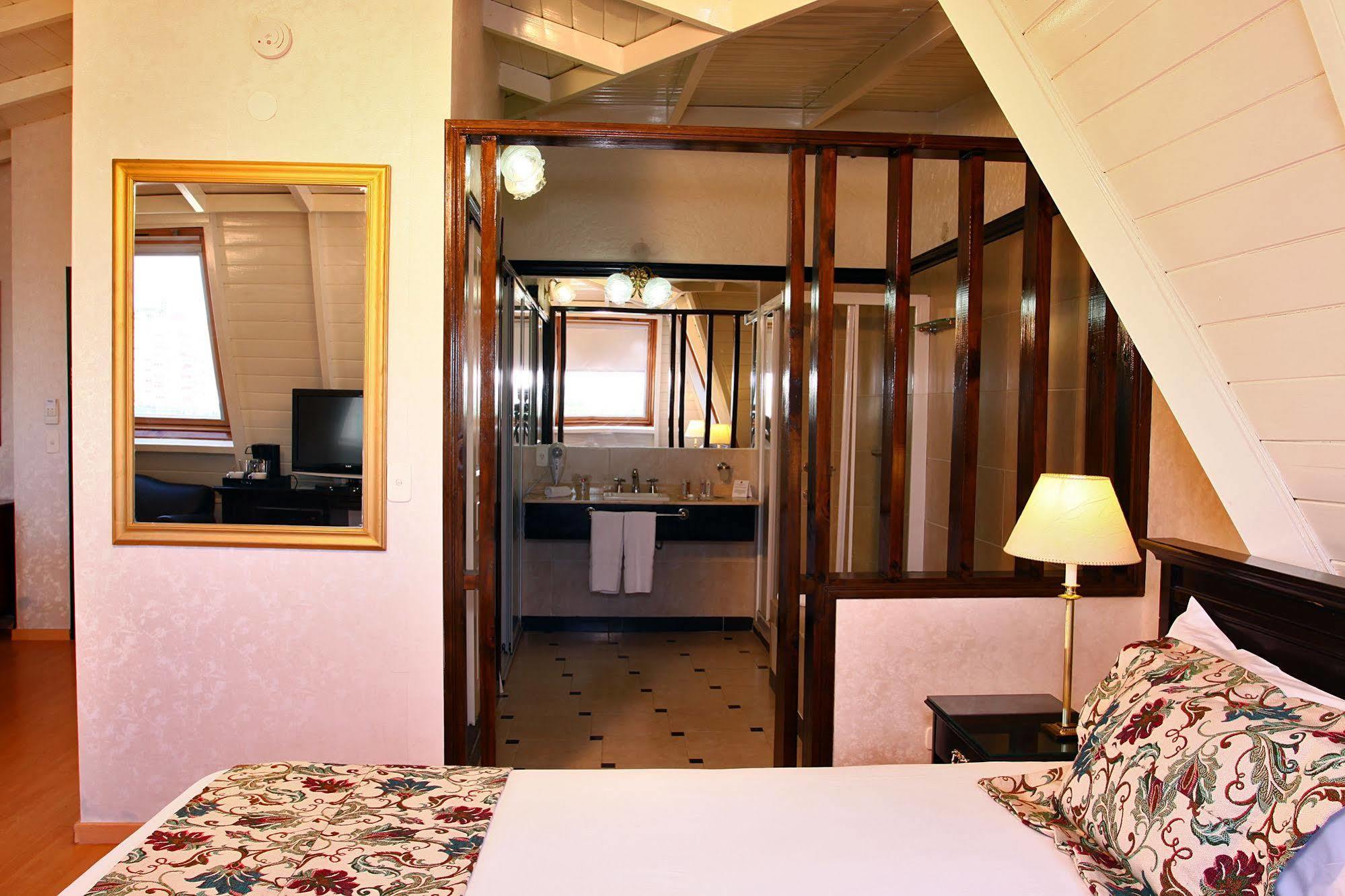 Ramada By Wyndham Buenos Aires Hotel Vicente Lopez Ngoại thất bức ảnh
