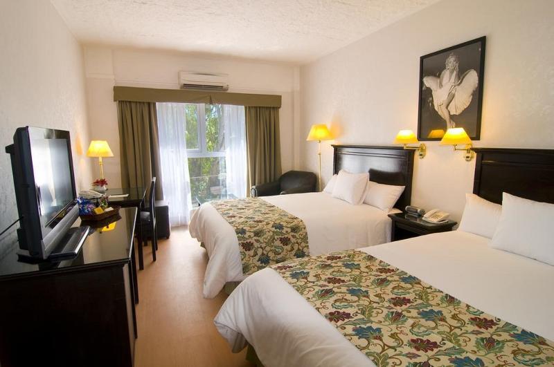 Ramada By Wyndham Buenos Aires Hotel Vicente Lopez Ngoại thất bức ảnh